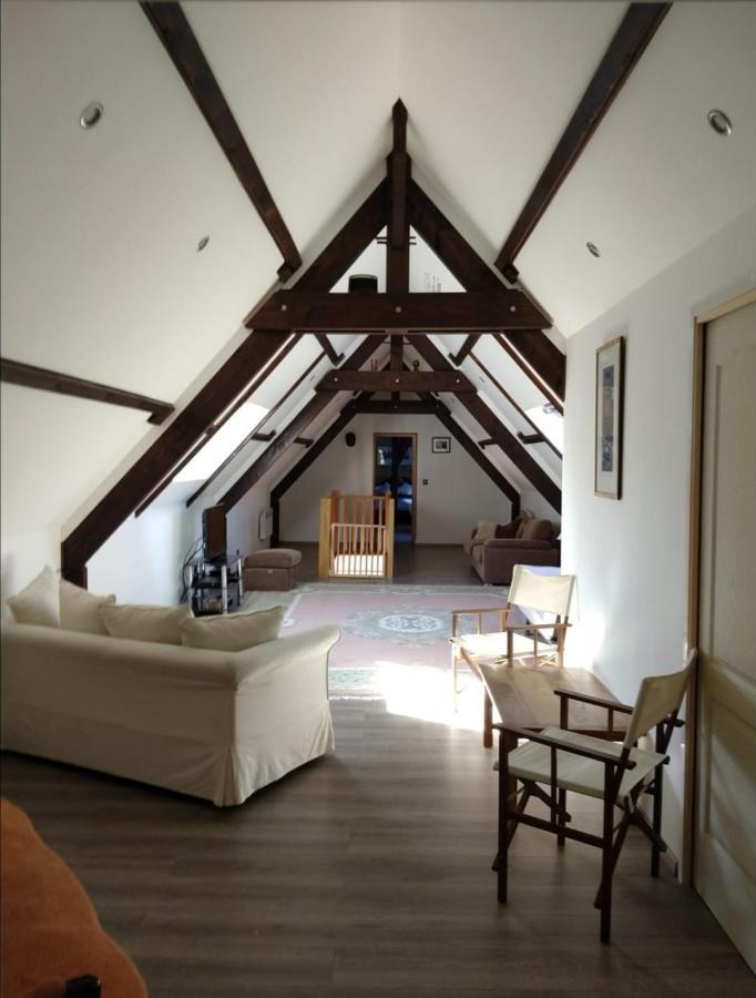 Вілла 24H Le Mans - Les Haies Gite, Near Le Mans Circuit Coulans-sur-Gee Екстер'єр фото